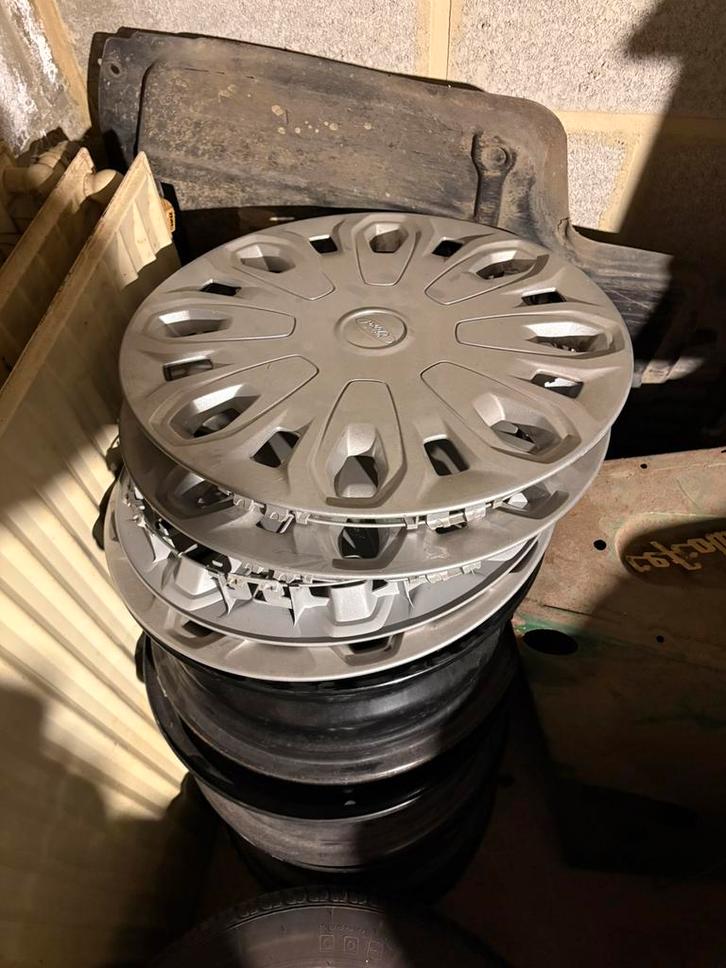 4 jantes tôles 4x108 Ford KA+ avec enjoliveurs, Auto diversen, Wieldoppen, Nieuw, Ophalen