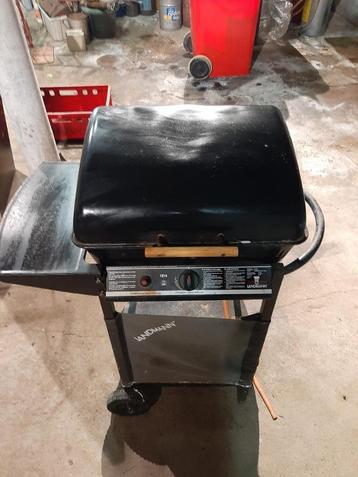 GAS BARBEQUE beschikbaar voor biedingen