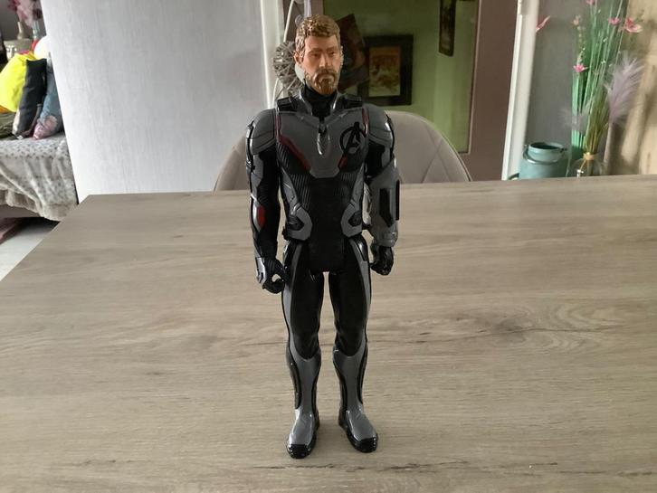 Personnage de Marvel Thor (2018) (29 cm), Enfants & Bébés, Jouets | Figurines, Utilisé, Enlèvement ou Envoi