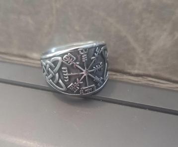 Bague "Suivre son chemin" Viking beschikbaar voor biedingen