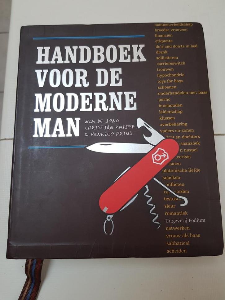 Christjan Knijff - Handboek voor de moderne man, Livres, Mode, Comme neuf, Enlèvement ou Envoi