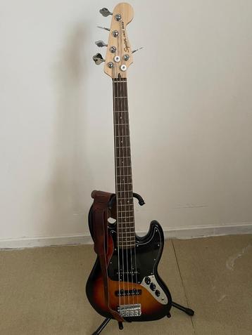 jazz bass squier 5 cordes avec étui