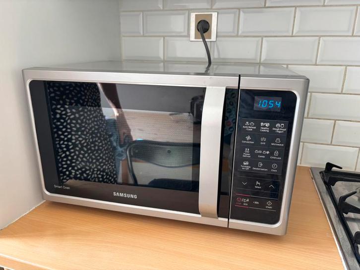 SAMSUNG MC28H5013AS/EF combimagnetron — Zeer goede staat, Elektronische apparatuur, Microgolfovens, Zo goed als nieuw, Combi-microgolfoven