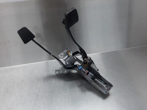 PEDALENSET Mitsubishi Space Star (A0) (01-2012/-), Auto-onderdelen, Interieur en Bekleding, Mitsubishi, Gebruikt