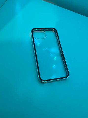 Transparante Hoes voor iPhone 13–Stijlvol & Beschermend beschikbaar voor biedingen