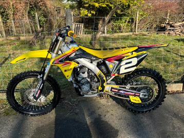 Suzuki RMZ250 beschikbaar voor biedingen