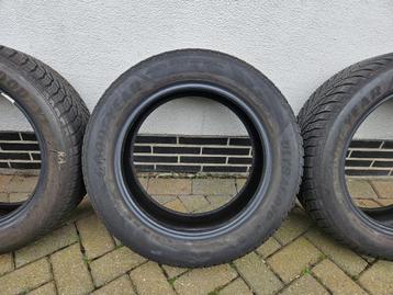 Pneus d'hiver Goodyear 225/55/17 94H