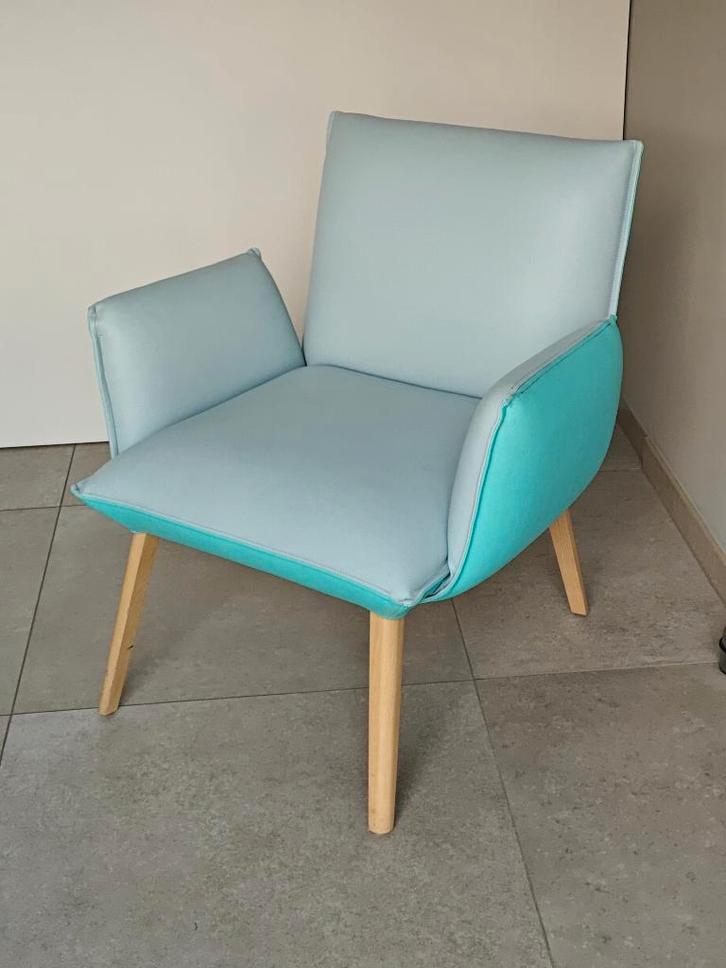 très belle fauteuil/lounge Mobitec, Maison & Meubles, Fauteuils, Utilisé, Bois, Cuir, 50 à 75 cm, Moins de 75 cm, Enlèvement