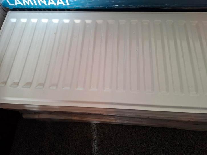 Superia Radiator 2X, Doe-het-zelf en Bouw, Verwarming en Radiatoren, Nieuw, Ophalen