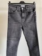 zwarte jeans broek Zara - 36, Kleding | Dames, Broeken en Pantalons, Ophalen of Verzenden, Zo goed als nieuw, Maat 36 (S), Lang
