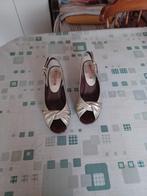 Mooie open damesschoen, Ophalen