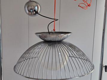 Zware massief recente luster stalen en chrome disign model  beschikbaar voor biedingen