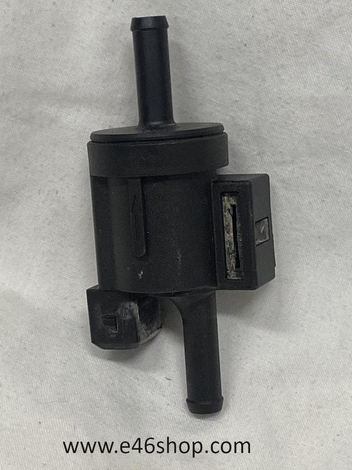 TANKONTLUCHTER BMW 16138567224, Motoren, Onderdelen | BMW, Gebruikt, Ophalen of Verzenden