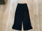 Pantalon Zara noir taille XS impeccable, Kleding | Dames, Broeken en Pantalons, Ophalen of Verzenden, Zo goed als nieuw, Maat 34 (XS) of kleiner