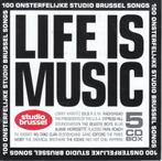 100 onsterfelijke Studio Brussel songs op Life is Music, CD & DVD, CD | Compilations, Comme neuf, Pop, Envoi