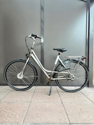 Gazelle Damesfiets / Meisjesfiets in <TOP STAAT> beschikbaar voor biedingen