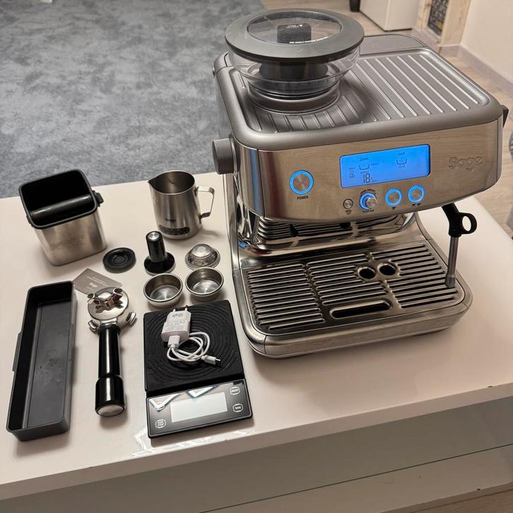 Machine à espresso 3 en 1 - Sage Barista Pro + accessoired, Elektronische apparatuur, Koffiezetapparaten, Gebruikt, Gemalen koffie