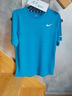 Nike T-shirt, 11 jaar, Sport- of Zwemkleding, Ophalen of Verzenden, Zo goed als nieuw, Nike