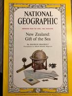 NATIONAL GEOGRAPHIC, APRIL 1962, Nieuw-Zeeland, Boeken, Tijdschriften en Kranten, Ophalen of Verzenden