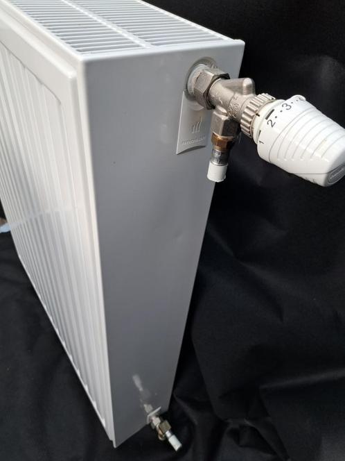Radiatoren, Doe-het-zelf en Bouw, Verwarming en Radiatoren, Radiator, 80 cm of meer, Ophalen