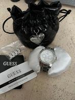 Horloge guess, Handtassen en Accessoires, Horloges | Dames, Guess, Zo goed als nieuw, Zilver, Polshorloge