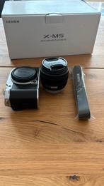 Fujifilm XM-5 argent + objectif XC 15-45 mm, Enlèvement, Comme neuf