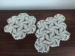 Set van 2 tafel kast doekjes lapjes handwerk, Antiek en Kunst, Ophalen of Verzenden