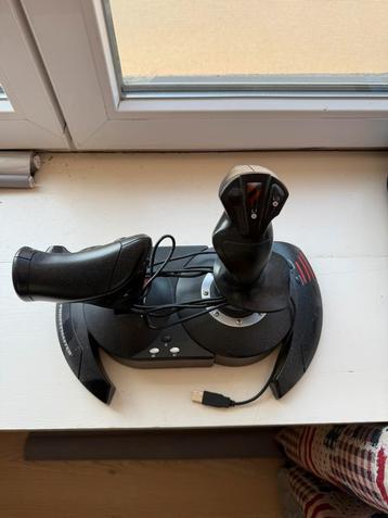 Thrustmaster Flight Hotas X beschikbaar voor biedingen