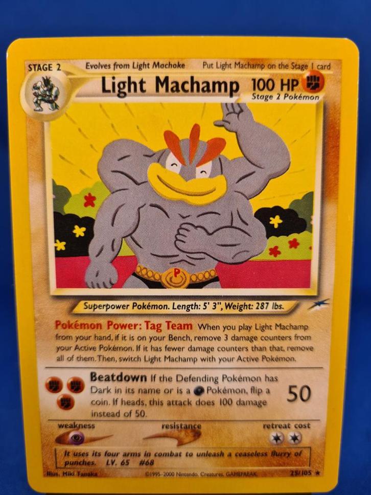 Light Machamp 25/105 - Neo Destiny, Hobby en Vrije tijd, Verzamelkaartspellen | Pokémon, Gebruikt, Verzenden