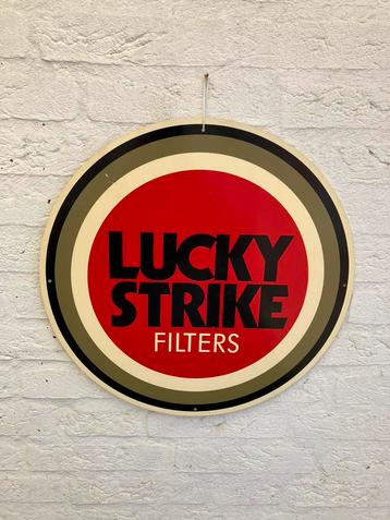 Lucky Strike Filter sigaretten kunststof reclamebord ø 40 cm