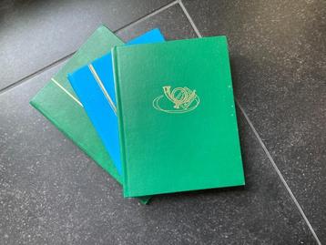 3 (gebruikte) kleine postzegel-insteekalbums beschikbaar voor biedingen