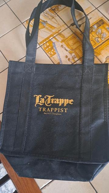 LA TRAPPE - flessentasje (8 stuks)