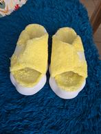 UGG taille 39, Kinderen en Baby's, Ophalen, Nieuw