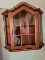 Vitrinekastje, Enlèvement