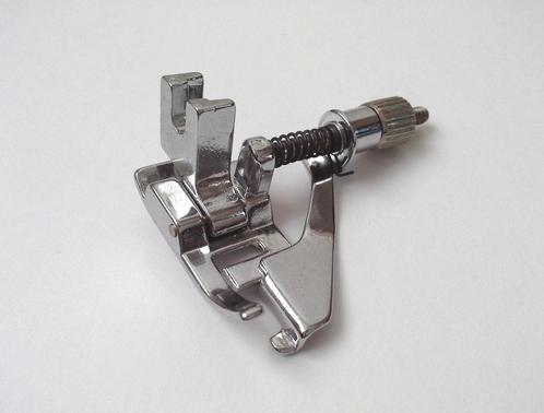 Pied pour ourlet invisible pour machine à coudre Anker, Hobby en Vrije tijd, Naaimachines en Toebehoren, Gebruikt, Accessoires