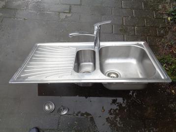 Inox wasbak 97 x 1 m 50 met kraan Hans Grohe beschikbaar voor biedingen