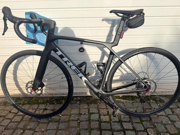 Trek Madone SL 5 Gen 8 – 2025 (taille 54), Vélos & Vélomoteurs, Vélos | Vélos de course, Comme neuf, Carbone, Enlèvement