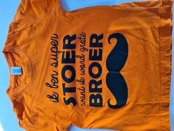T-shirt  beschikbaar voor biedingen