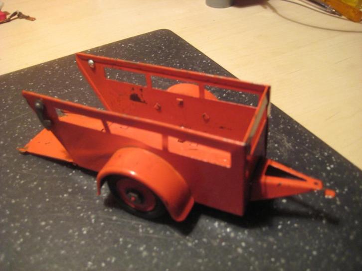 TEKNO Falk trailer eerste versie (oranje spatborden), Hobby en Vrije tijd, Modelauto's | 1:18, Gebruikt, Auto, Overige merken