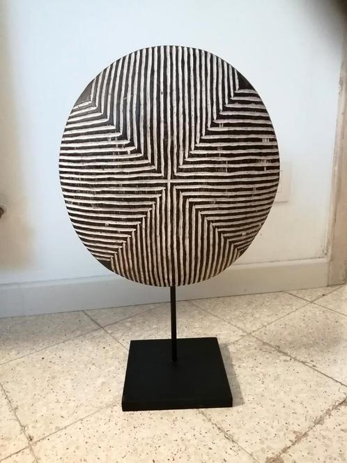 Bouclier en bois du peuple Bamileke du Cameroun, Antiek en Kunst, Kunst | Designobjecten, Ophalen