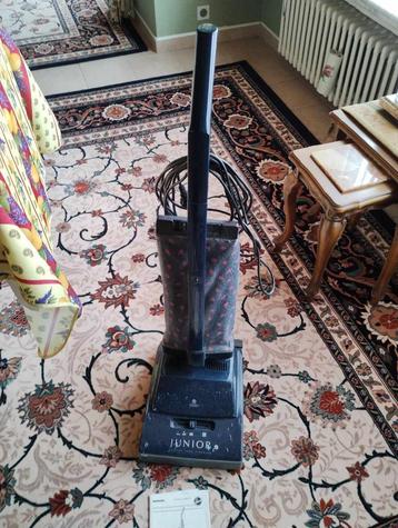 Stofzuiger Hoover Junior met stofzakken en handleiding, Elektronische apparatuur, Stofzuigers, Ophalen, Stofzuiger