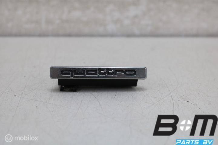 Quattro logo chroom Audi A5 8T0853736A, Auto-onderdelen, Carrosserie, Gebruikt