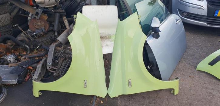 FIAT PANDA VOORSCHERMEN BJ 2004 TOT 2010, Auto-onderdelen, Carrosserie, Spatbord, Gebruikt, Ophalen of Verzenden