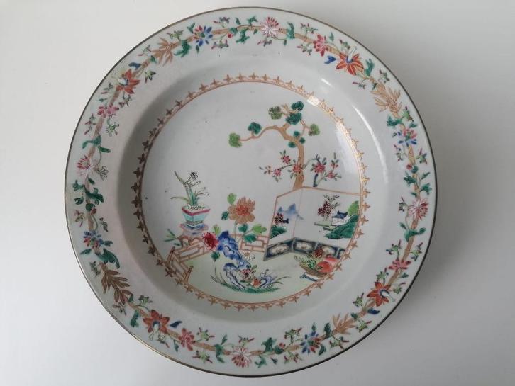 Chinese porseleinen schotel – “Famille Rose”, Antiek en Kunst, Antiek | Porselein, Ophalen of Verzenden