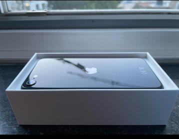 Iphone SE  beschikbaar voor biedingen