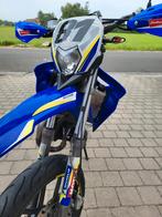 Sherco SM-R50 2022 4200km uitstekende staat, Fietsen en Brommers, Brommers | Derbi, Ophalen, 49 cc, Zo goed als nieuw