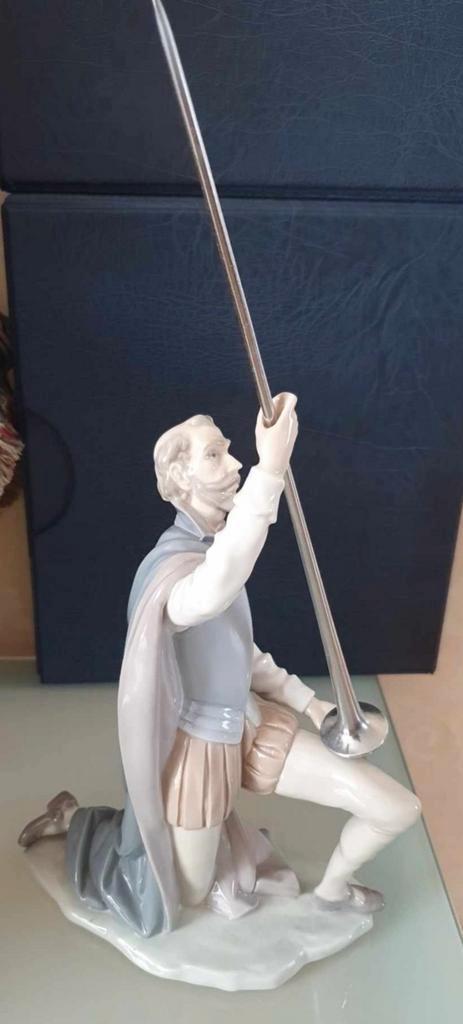 LLADRO Grote Beeld van Don Quijote Arrodillado., Antiek en Kunst, Curiosa en Brocante, Verzenden
