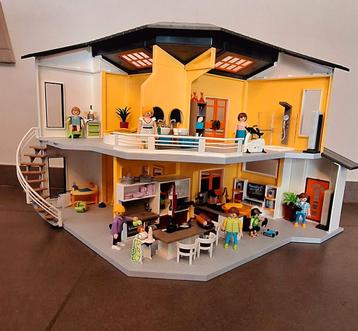 Playmobil City Life Modern woonhuis met 5 extra setten, Kinderen en Baby's, Speelgoed | Playmobil, Ophalen, Zo goed als nieuw