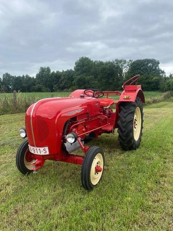 Porsche tractor beschikbaar voor biedingen