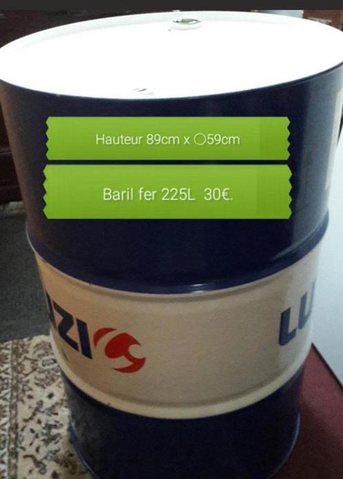 Vaten van 225 liter verbranden alles of voor een barbecue, p, Tuin en Terras, Regentonnen, Zo goed als nieuw, Metaal, 150 liter of meer